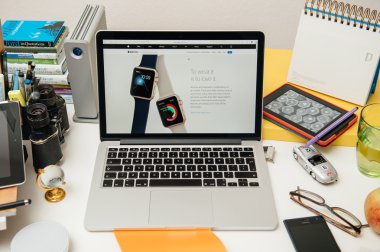 Apple bilgisayarlar yeni ipad Pro, iphone 6s, 6s artı ve Apple Tv
