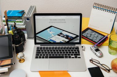Apple bilgisayarlar yeni ipad Pro, iphone 6s, 6s artı ve Apple Tv