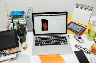 Apple bilgisayarlar yeni ipad Pro, iphone 6s, 6s artı ve Apple Tv