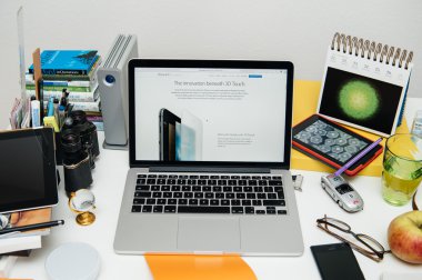 Apple bilgisayarlar yeni ipad Pro, iphone 6s, 6s artı ve Apple Tv