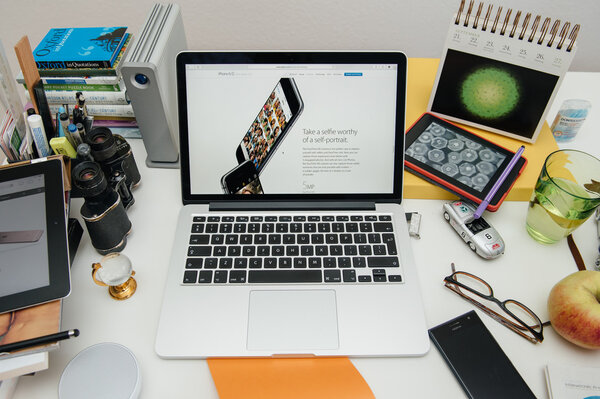 Apple Computers новый iPad Pro, iPhone 6s, 6s Plus и Apple TV
