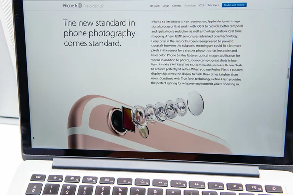 Apple Computers new iPad Pro, iPhone 6s, 6s Plus and Apple TV — Stock Photo, Image