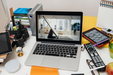 Apple bilgisayarlar yeni ipad Pro, iphone 6s, 6s artı ve Apple Tv