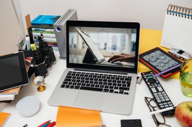 Apple bilgisayarlar yeni ipad Pro, iphone 6s, 6s artı ve Apple Tv