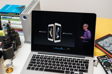 Apple bilgisayarlar yeni ipad Pro, iphone 6s, 6s artı ve Apple Tv