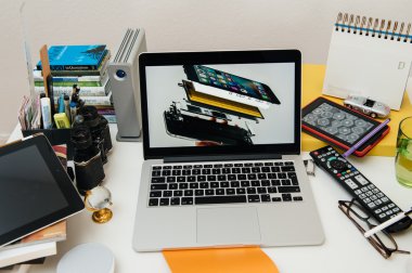 Apple bilgisayarlar yeni ipad Pro, iphone 6s, 6s artı ve Apple Tv