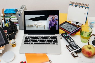Apple bilgisayarlar yeni ipad Pro, iphone 6s, 6s artı ve Apple Tv