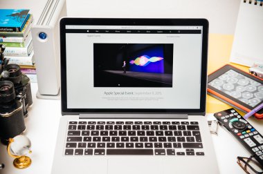 Apple bilgisayarlar yeni ipad Pro, iphone 6s, 6s artı ve Apple Tv
