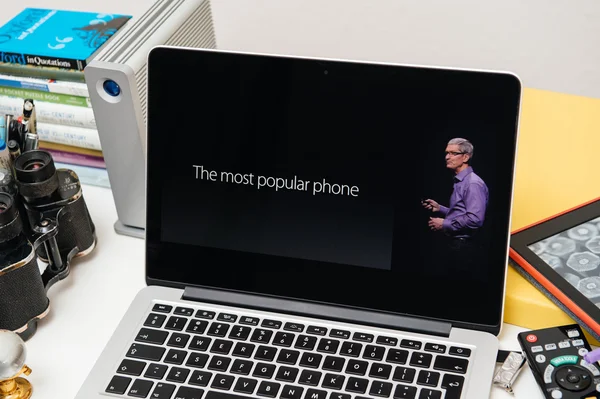 Apple Computer neue iPad Pro, iphone 6s, 6s plus und Apple tv — Stockfoto