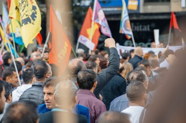 Göstericiler Türk Başkan Erdoğan polic karşı protesto