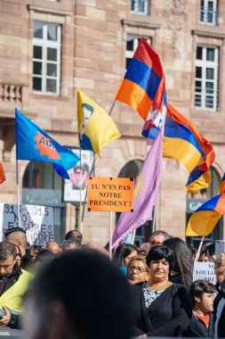 Göstericiler Türk Başkan Erdoğan polic karşı protesto