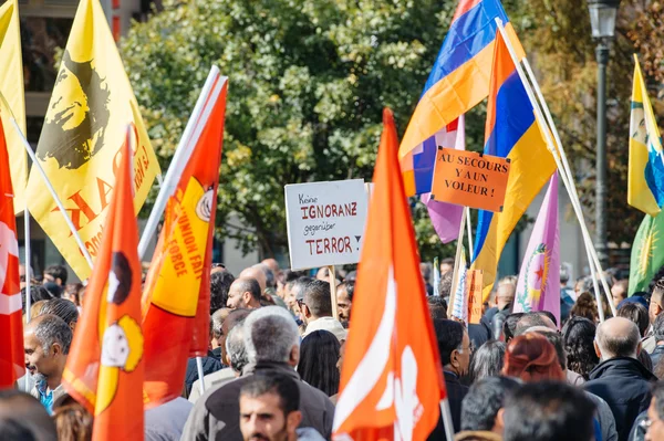 Göstericiler Türk Başkan Erdoğan polic karşı protesto — Stok fotoğraf