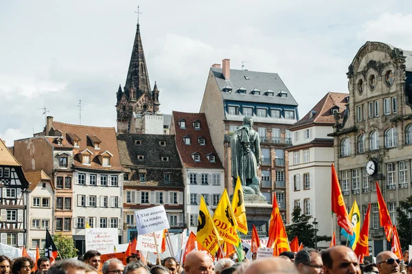 Demonstrantów protestujących przeciwko turecki prezydent Erdogan polic — Zdjęcie stockowe