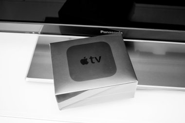 New Apple TV media streaming player microconsole