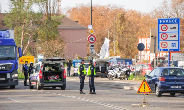 Париж Франції атак - спостереження кордону з Німеччиною — стокове фото