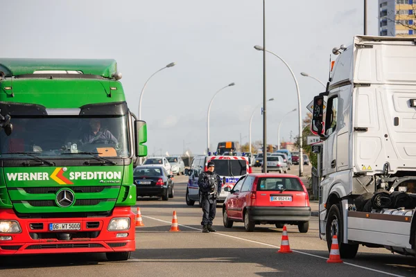 Frankrijk Parijs aanvallen - grensbewaking met Duitsland — Stockfoto