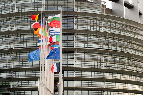 European Union Flags and France flag flies at half-mast — Stock Photo, Image