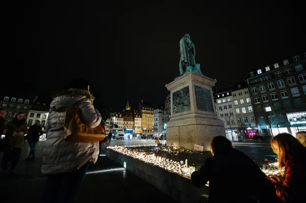 Sonra Paris Paris saldırılar düzenlendiği haraç af saldırıları