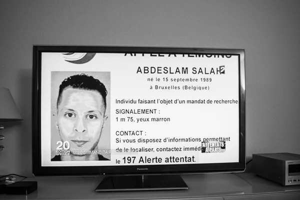 Salah Abdeslam är efterlyst av franska myndigheterna — Stockfoto