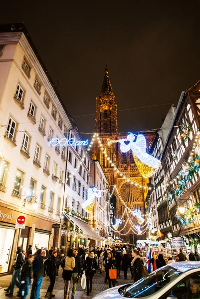 Traditionele kerstmarkt in het historische Straatsburg-Frankrijk — Stockfoto