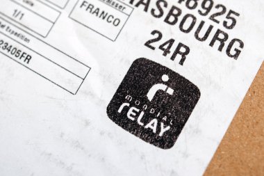 Mondial Relay sticker on cardbox