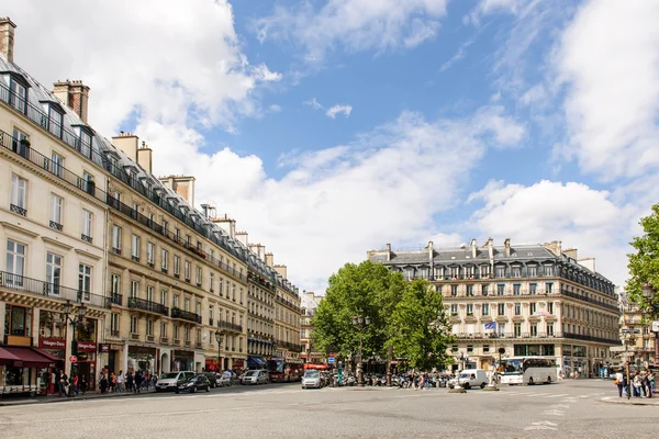 Avenue de l 'Opera and Rue Saint Honore — стоковое фото