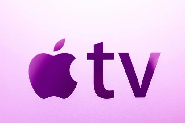 Logo Apple TV sur la couverture de l'appareil de streaming — Photo