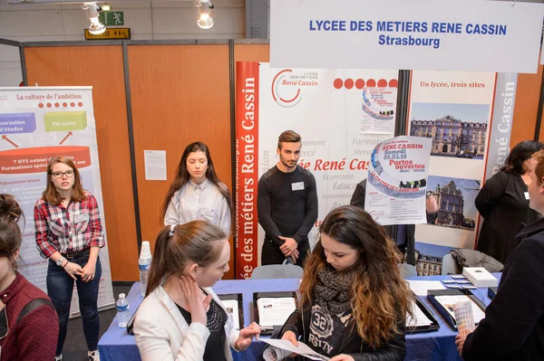 Feria de la Educación para elegir la trayectoria profesional y asesoramiento vocacional —  Fotos de Stock