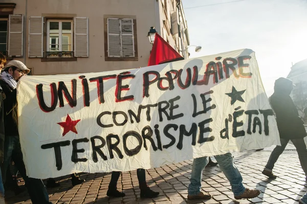 Francouzské demonstrace proti vládním stav nouze — Stock fotografie