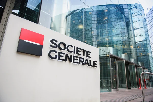 Entrada al Cuartel General de Societe Generale en La Defense — Foto de Stock