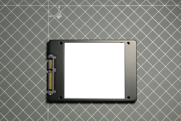 SSD твердотельный диск видно сверху
