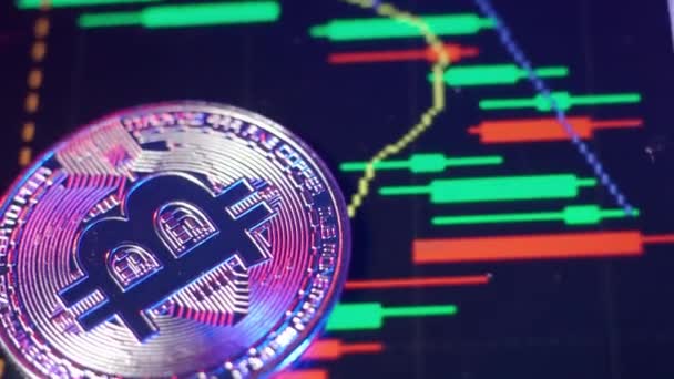 Bitcoin Cryptogeld Bitcoin Draait Vloer Close Macro Bitcoin Met Roze — Stockvideo