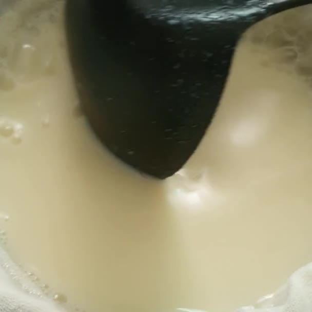 Verse Sojamelk Maken Voorbereiding 100 Procent Tofu Laten Drinken Sojamelk — Stockvideo