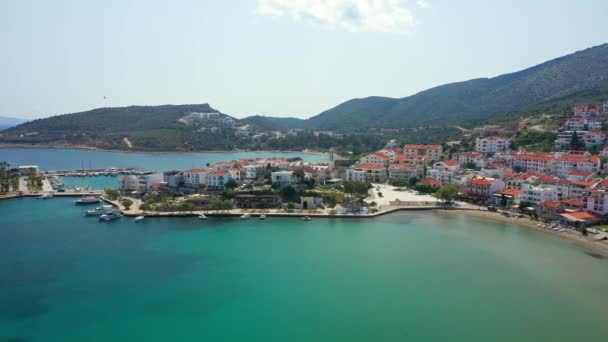 Datca şehri ve Ege deniz kıyısı Mugla-TURKEY 'nin hava manzarası — Stok video