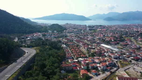 Piękny widok z lotu ptaka na Morze Egejskie w Ichmeler koło Marmaris, Turcja. — Wideo stockowe