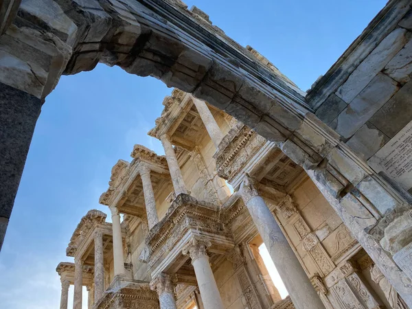 Ephesus. Türkiye, Efes 'teki Celsus Kütüphanesi, Türkiye Stok Resim