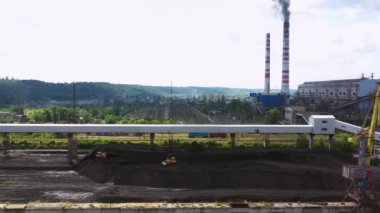 Richmond 'daki bir petrol rafinerisinde çıkan yangından sonra