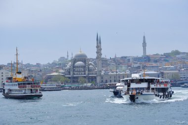 Yeni Cami denizden gördün göster