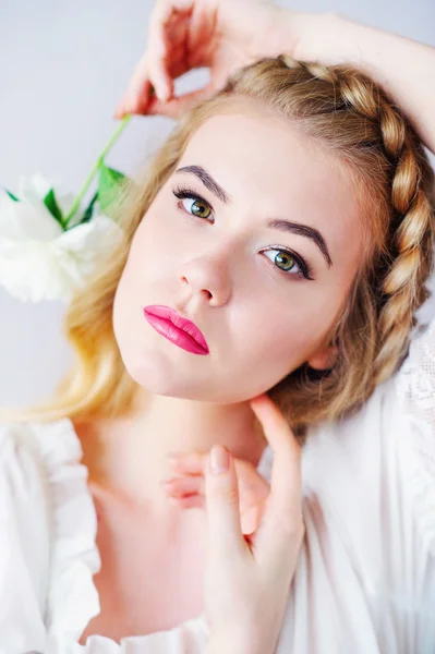 Woman beauty portrait with peonies — Stock Photo, Image