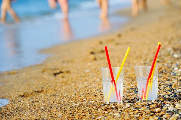 Two glasses with refreshing lemonade — Stock Photo, Image