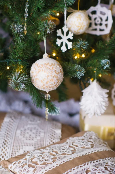 Winter decorations with Christmas ornaments — Stock Photo, Image