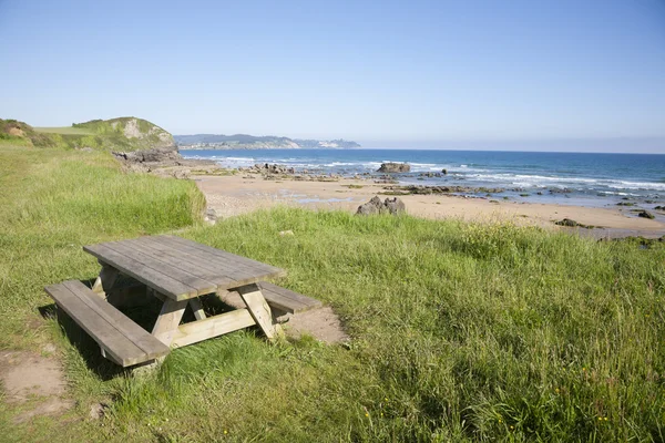 Beciella strand in asturien — Stockfoto