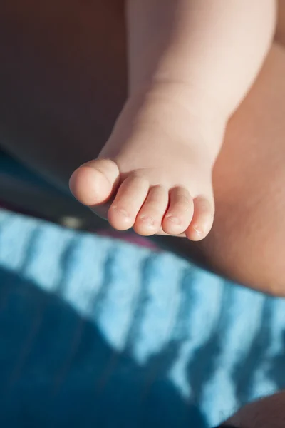 Närbild baby foot — Stockfoto