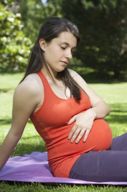 hamile dokunaklı bebek