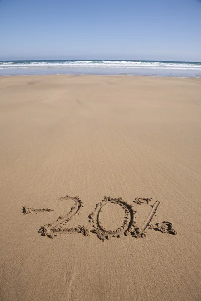 20 Prozent Rabatt am Sandstrand — Stockfoto