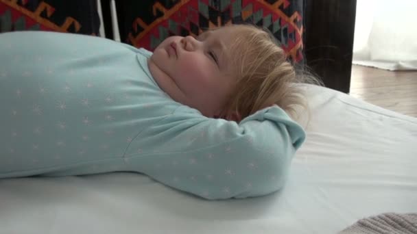 Sleepy lovely baby — стоковое видео