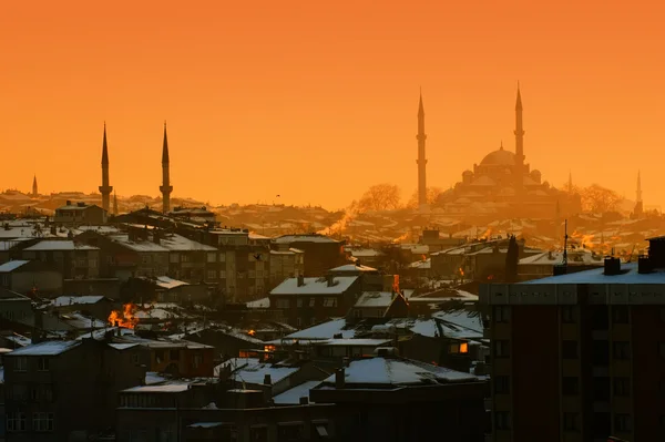 Solnedgången i istanbul — Stockfoto