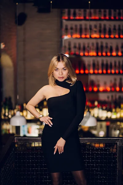 Woman Black Dress Night Club Short Black Dress — Stock Photo, Image