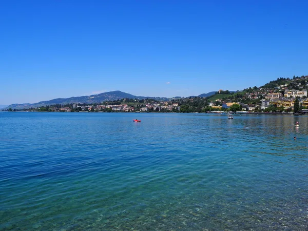 Genialne Jezioro Genewskie i Montreux w Szwajcarii — Zdjęcie stockowe