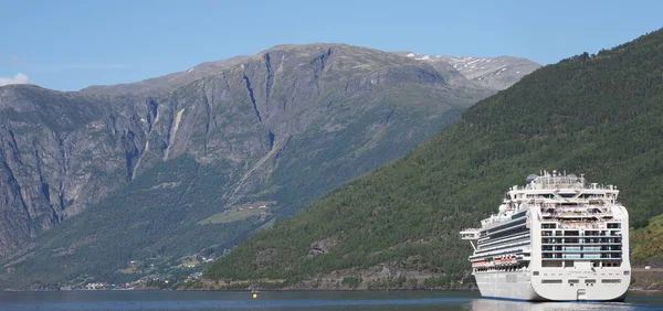 Flam Norway July 2019 Scenic Liner Sapphire Princess Cruises Sogn — Fotografia de Stock